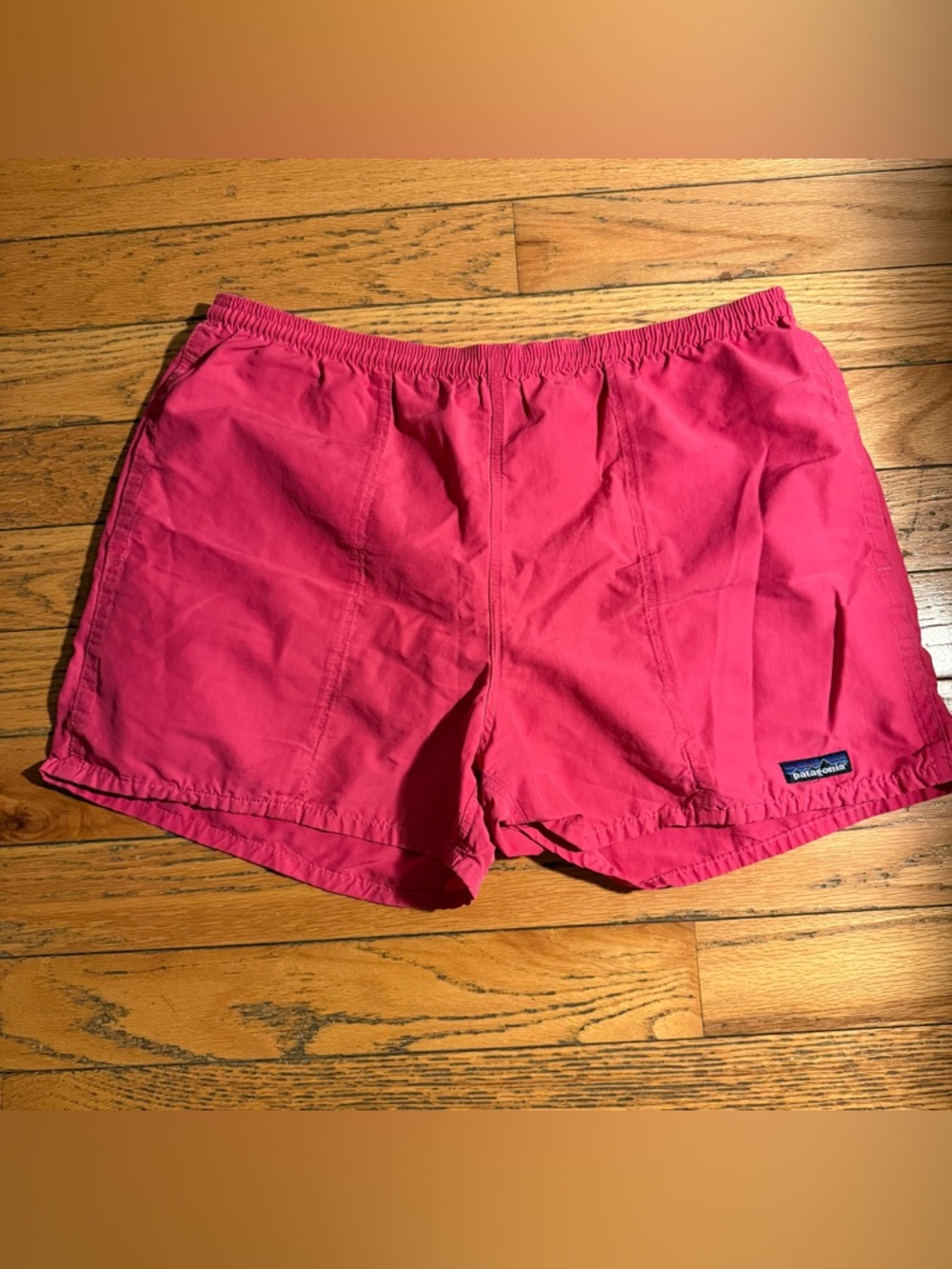 Patagonia mens L vintage Pink baggies shorts